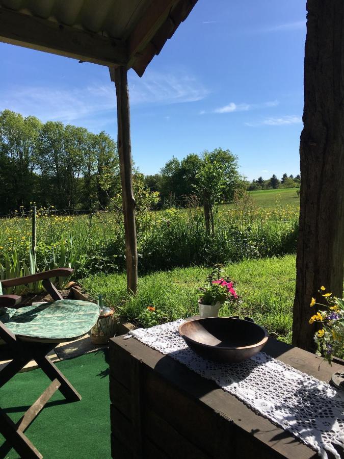 Le Petit Grange Bed & Breakfast Le Lindois Bagian luar foto